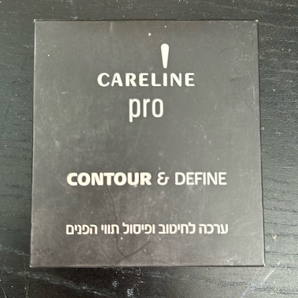 Careline pro contour and define Brand new in box contouring set - Picture 2 of 3